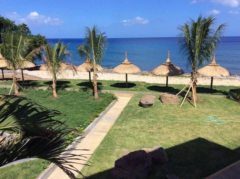 Ocean Bliss By Oasis Holidays Apartment Flic-en-Flacq Екстериор снимка